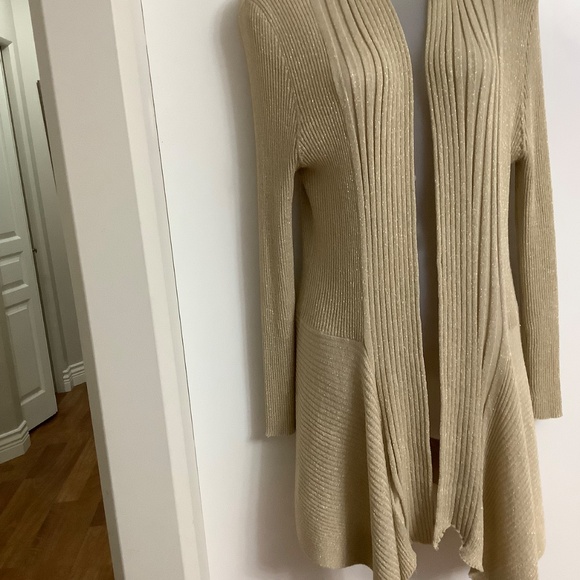 Shimmery Good Shapely Cardigan fits Sz L 36-38 bust Excellent condition - Picture 9 of 11